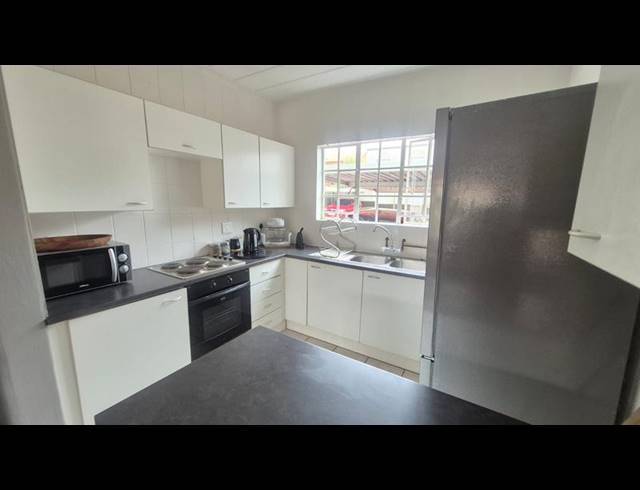 3 BEDROOM APARTMENT FOR SALE IN ROODEKRANS